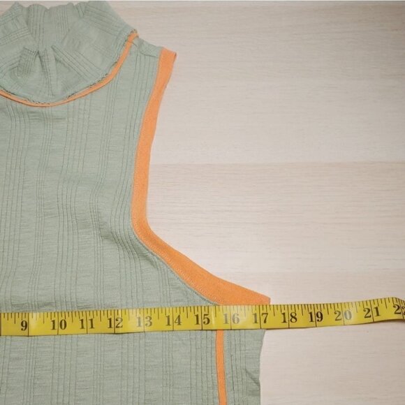 NWOT WE THE FREE Green ribbed sleeveless turtle neck top - Picture 6 of 13